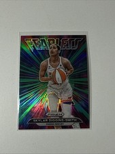 2022 Panini Prizm WNBA Fearless Skylar Diggins-Smith #11 Green Prizm