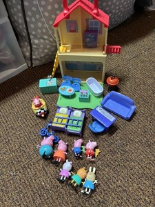 Peppa Pig Peppa's Pop N Play House with Accessories, figures, and more