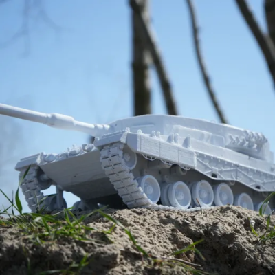 1:16 LEOPARD A4 戦車モデル Leopard A4 (Static Display Kit) | HLJ.com