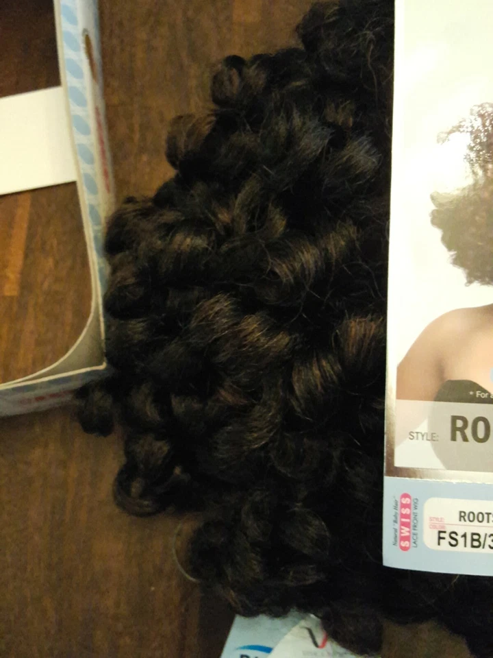 Peluca frontal de encaje suizo natural para cabello de bebé estilo raíces color GM Cabernet/D Bio Cap Foto 2 de 4