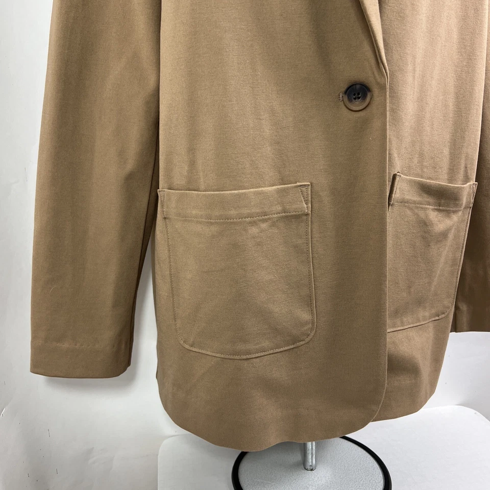Croft & Barrow Jacket Women's Medium Beige Button Front Long Sleeve Lightweight - Image 3 of 4