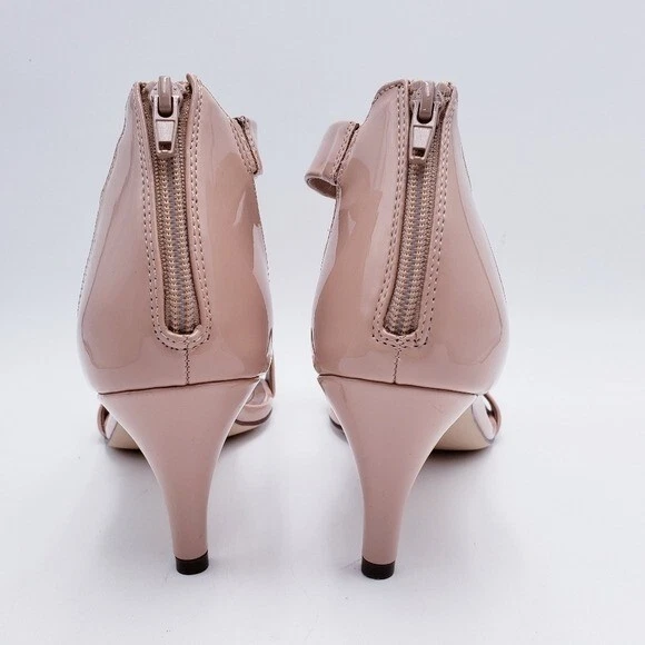 Sandalias de vestir de tacón Style & Co Paycee imitación charol nude para mujer talla 12 Foto 3 de 4