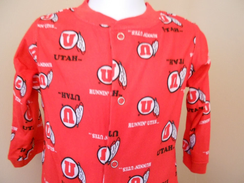 NUEVO Pijama Adidas University of Utah Utes Niño 12-18-24 Meses $18 Foto 2 de 4