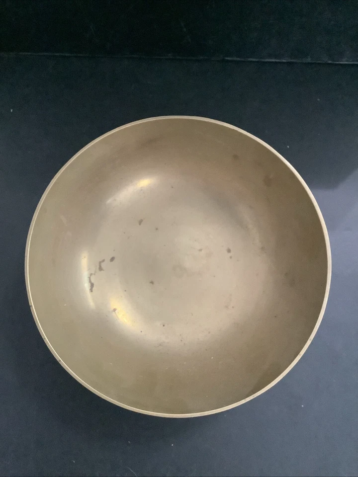 VINTAGE CHINESE BRASS BOWL BRUSH WASH BOWL w/ ENAMEL BAT MEDALLIONS - Image 2 of 4