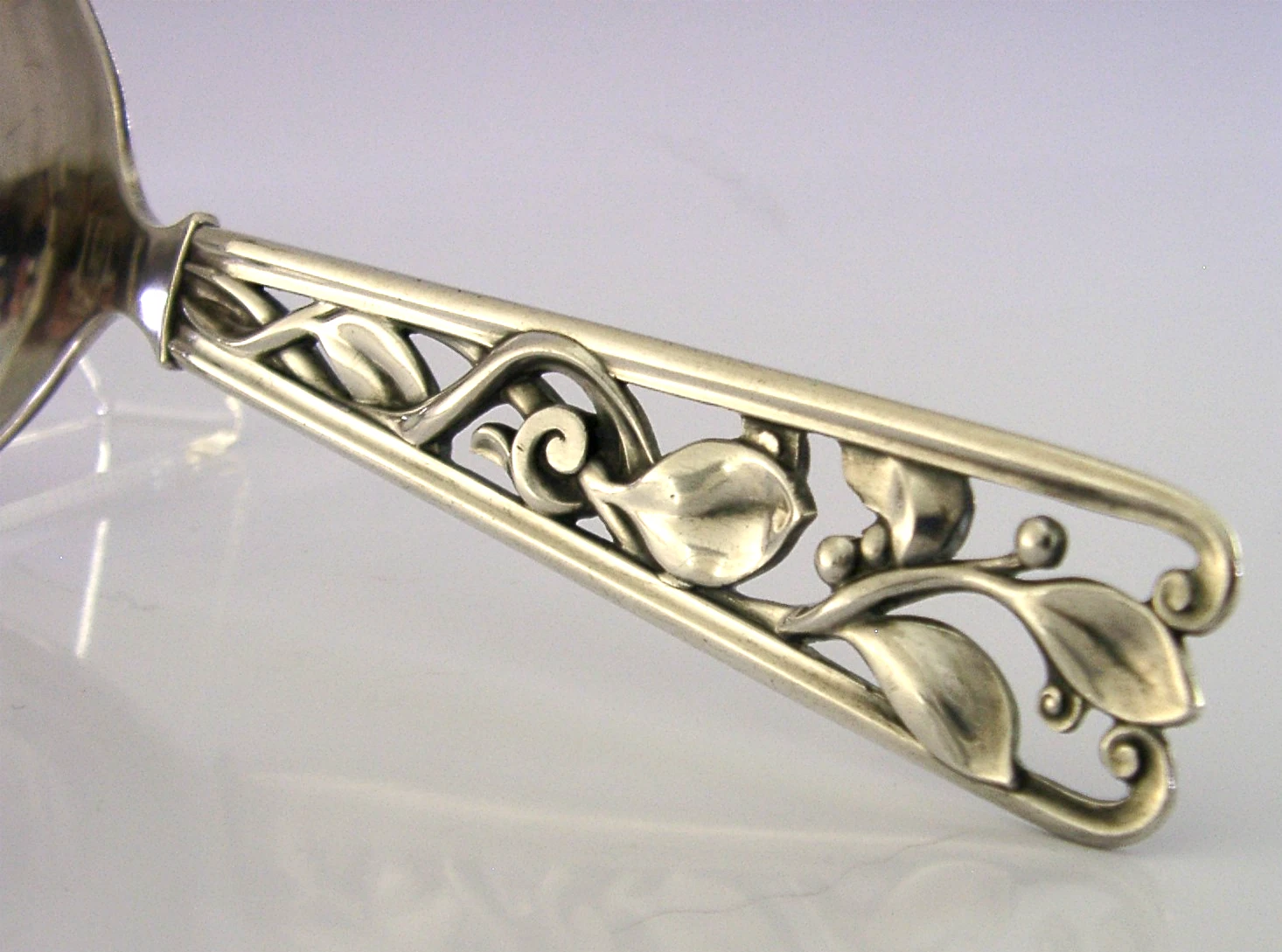 HEAVY 90g ART DECO DANISH SOLID SILVER DOUBLE LIPPED SAUCE LADLE 1947 DENMARK
Opens in a new window