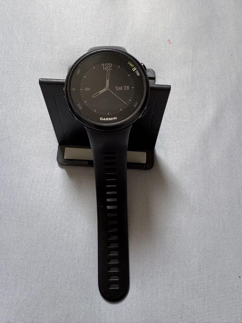 Garmin Forerunner 45 GPS Smartwatch with Black Silicone Band Pre-Owned