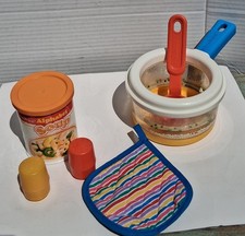 VTG 1987 Fisher Price Fun With Food Simmering Saucepan Vegetable Soup Lot 2111