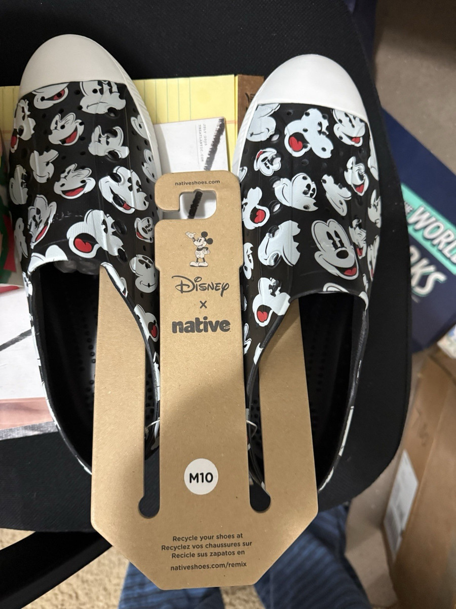 Native Disney x Native Mickey Mouse Slip-On Casual Shoes  display picture 1