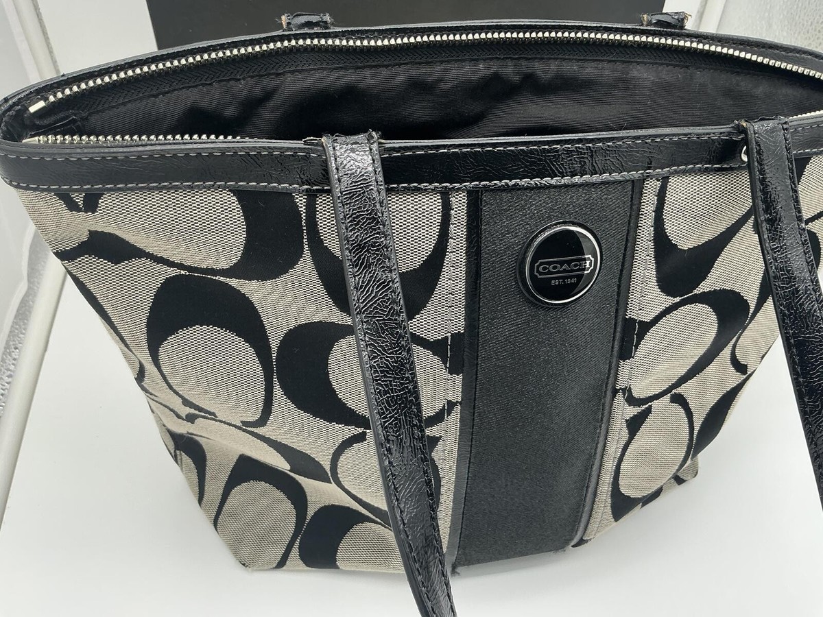 COACH Signature Tote Bag Black Gray A4⭕️ Classic Coach Signature Tote Bag Black Beige Canvas Leather Zip