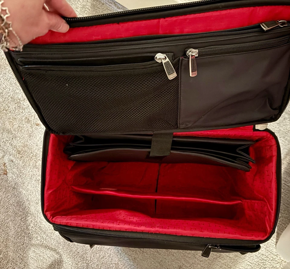 Maletín con ruedas para portátil con asa telescópica Foto 4 de 4