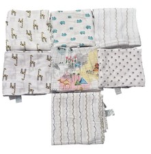 Lot 7 Aden  Anais Muslin Swaddle Blankets Various Gender Neutral Giraffes