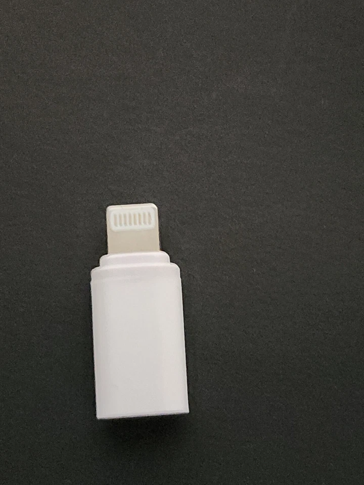 Apple To Micro-USB Adapter White 6 Pack May Not Work W Apple Products Post 2020 - Image 2 of 3
