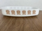 Vintage Federal Glass "Sunflower" Heat Proof Milk Glass 1.5qt Casserole Set Of 2