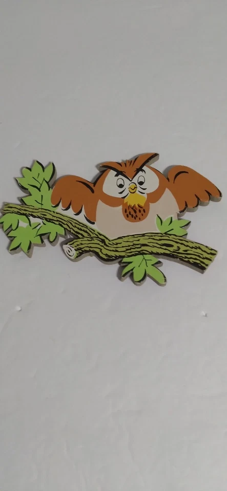Perchas de pared vintage de tablero de prensado de Disney Winnie The Pooh and Owl Foto 3 de 4