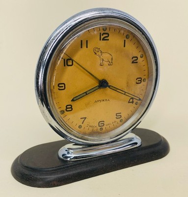 Vintage 1960s Soviet SLAVA Alarm Clock 11 Jewels Caliber 5671 Made in USSR #1262