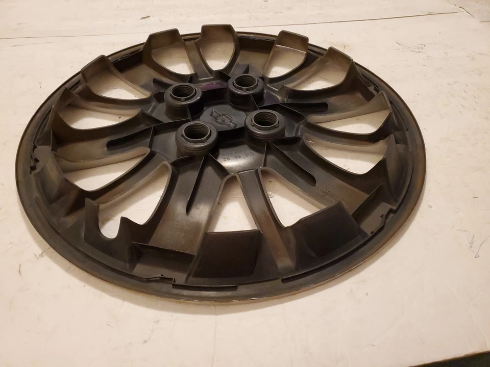 LOTE de 1) 2009 2010 CHEVY COBALT 15" tampa de roda calota - Imagem 3 de 4