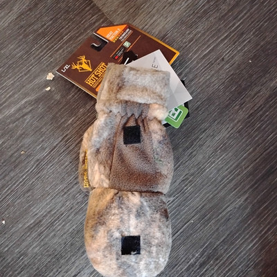 1 Pair Hot Shot RealTree Xtra Kids L/XL Bulls Eye Heat Factor 2 Gloves