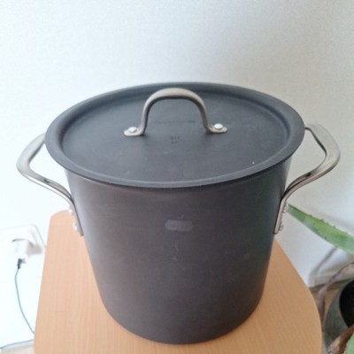 Calphalon Topf ca  8  Liter 808 w/ 310  Aluminum Kein Induktion 