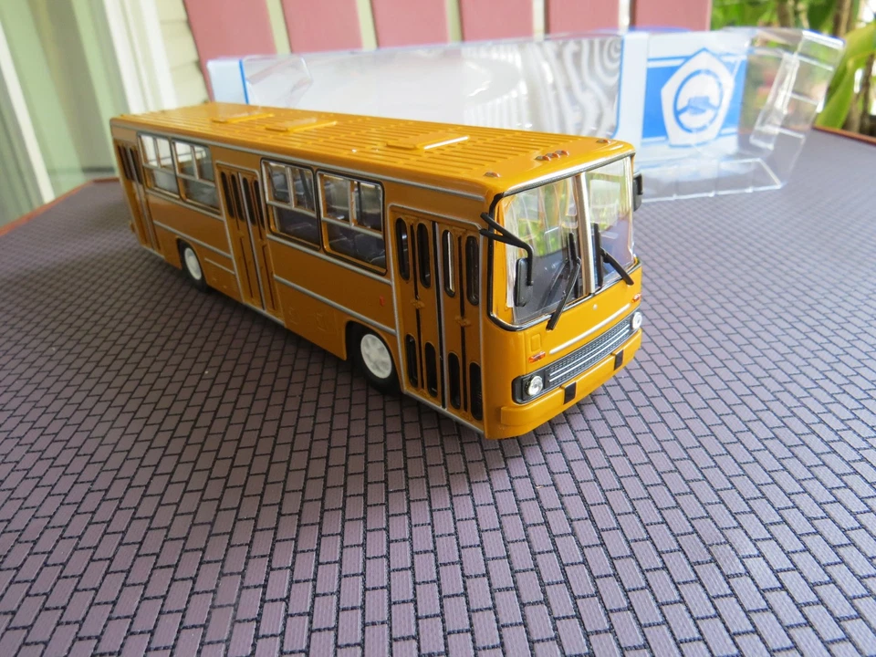 Super RARE First Issue Legendary USSR City Bus IKARUS 260 1/43 Brand New! - Image 3 of 4