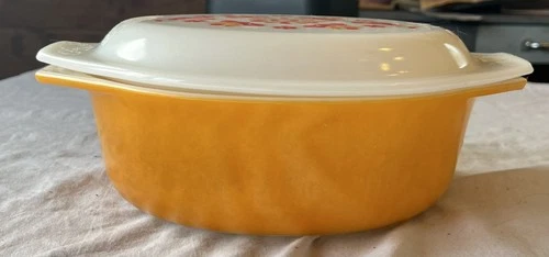 Vintage Pyrex Friendship Birds 043 1 1/2 QT. Orange Casserole Dish & White Lid