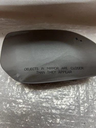 2017-2018 Hyundai Santa Fe RH Passenger Side Door Mirror Glass W/Blind Spot  Oem