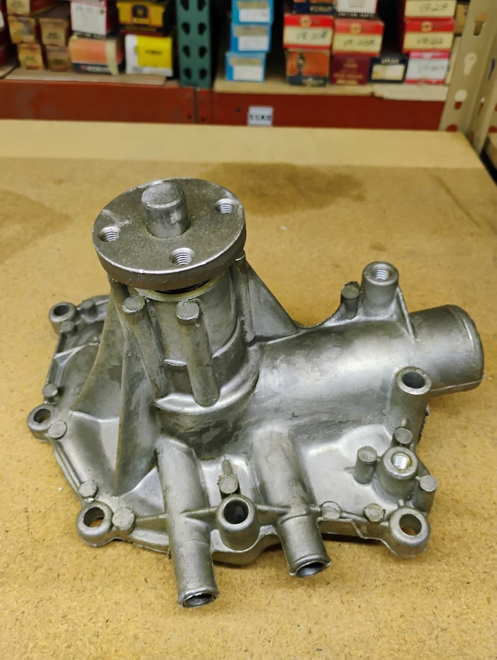 Ford 1963 1964 AfterMarket Rebuilt Airtex Water Pump AW819 - Image 4 of 4