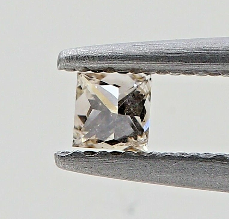 Natural Diamond 0.10ct Intense Yellow Sparkling Princess Brilliant Cut For Jewel - Image 4 of 4