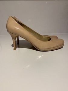 russell and bromley stuart weitzman