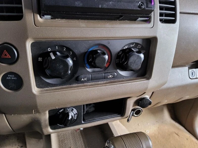 Nissan Frontier 2005-2012 calentador de aire acondicionado manual control de temperatura OEM Foto 4 de 4