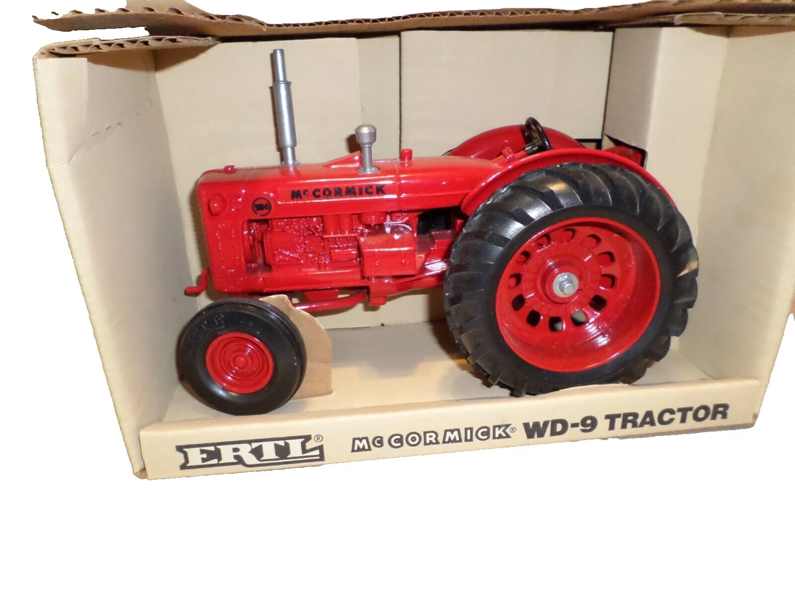 1:16 Vintage Manufacture Diecast Tractors