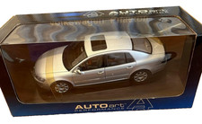 AUTOart Performance 1/18 Volkswagen Phaeton Silver 79742