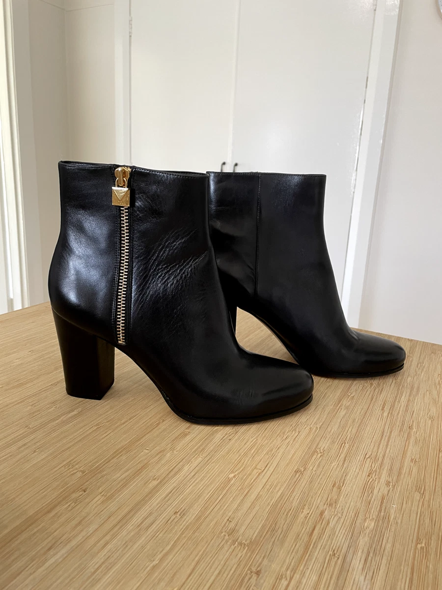 margaret bootie michael kors