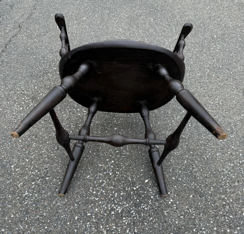 Sillón Windsor con respaldo de saco americano temprano alrededor de 1780 en un acabado antiguo ¡fuerte! Foto 4 de 4