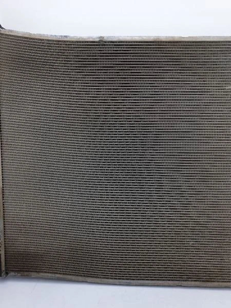 Радиатор подходит для 07-14 FJ CRUISER  - Изображение 3 из 4