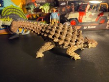 Hasbro	Jurassic World	2015	Ankylosaurus Brown variant 