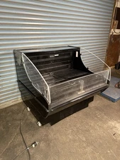 Hussman Q2SSM4S Reach In Cooler Refrigerator