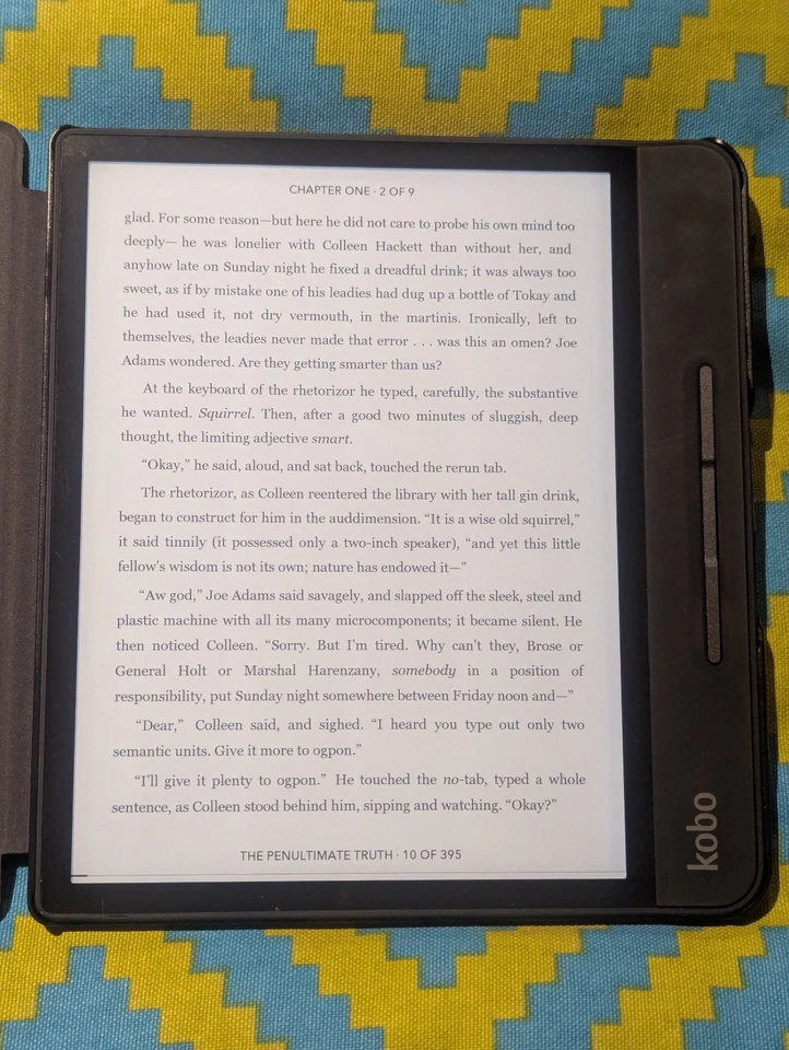 Rakuten Kobo Forma 8GB E-Ink 8" E-Book Reader Black N782 with Case Bundle - Image 2 of 4