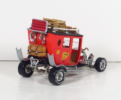 Toy Zone Iron Legends Tijuana Taxi Red Tom Daniel Diecast