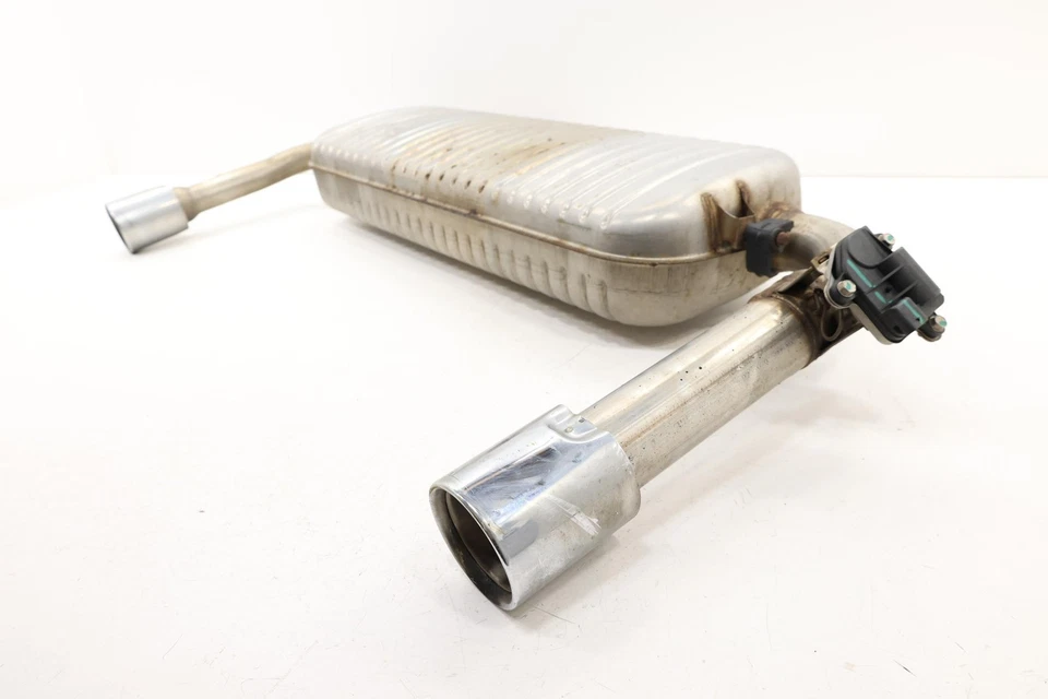 Silenciador de escape trasero BMW 228I F44 2021-2024 2,0 L con puntas OEM 8619488 Foto 3 de 4