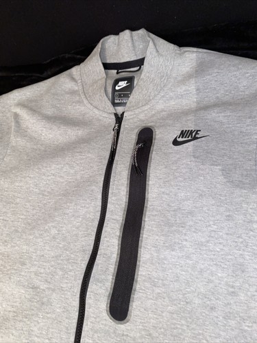 NIKE Mens Sportswear Tech Fleece Bomber 