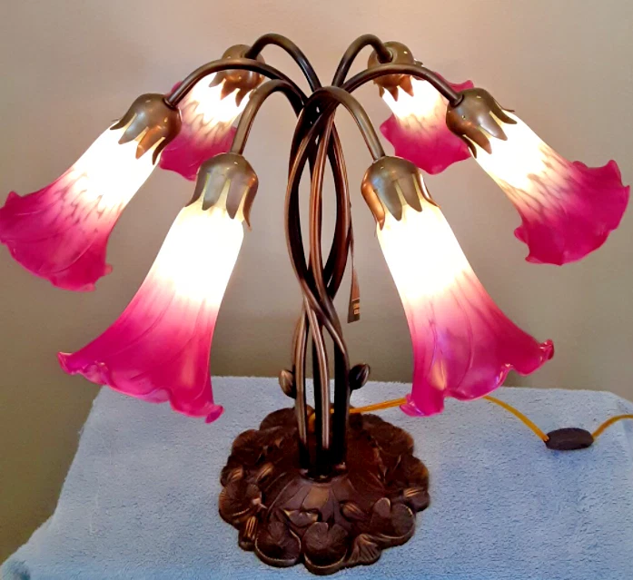 Dale Tiffany Lilly Table Lamp 6 Light Stained Art Glass Pink Tulip Shades NIB - Image 2 of 4