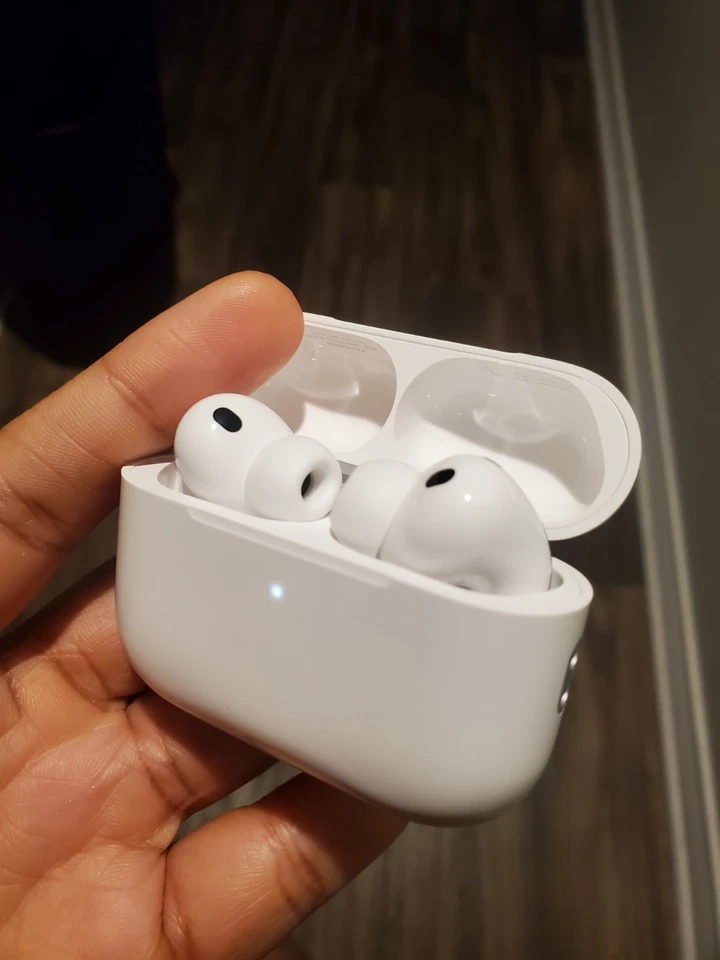 airpods pro 3rd generation - Image 2 of 4