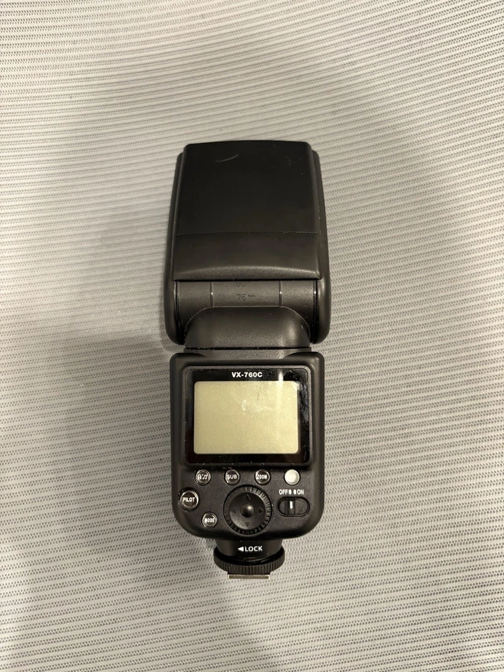 Bolt VX-760C Wireless TTL Flash for Canon Cameras With Zoom, Tilt & Rotate, USED - Image 2 of 4