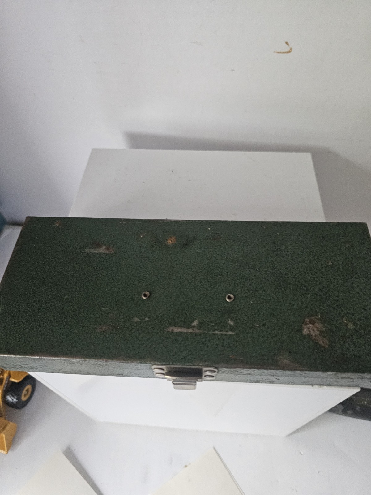 Picture 2 of 5