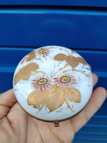 Bonbonniere Opaline Émaillée