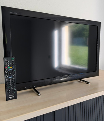 Sony Bravia KDL-26EX555 - 26 Zoll (66 cm) LCD / LED TV mit FB