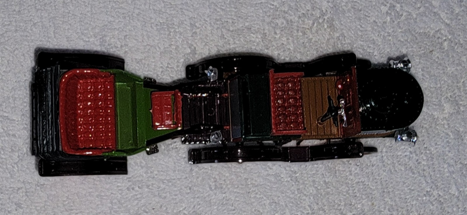 Picture 18 of 24