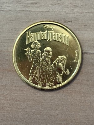 WALT DISNEY WORLD HAUNTED MANSION 2024 COLLECTION GOLD/BRONZE MEDALLION COIN