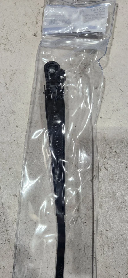 Brazo limpiaparabrisas delantero izquierdo Dorman 42747 su Chevy Camaro 1982-1986 Foto 4 de 4