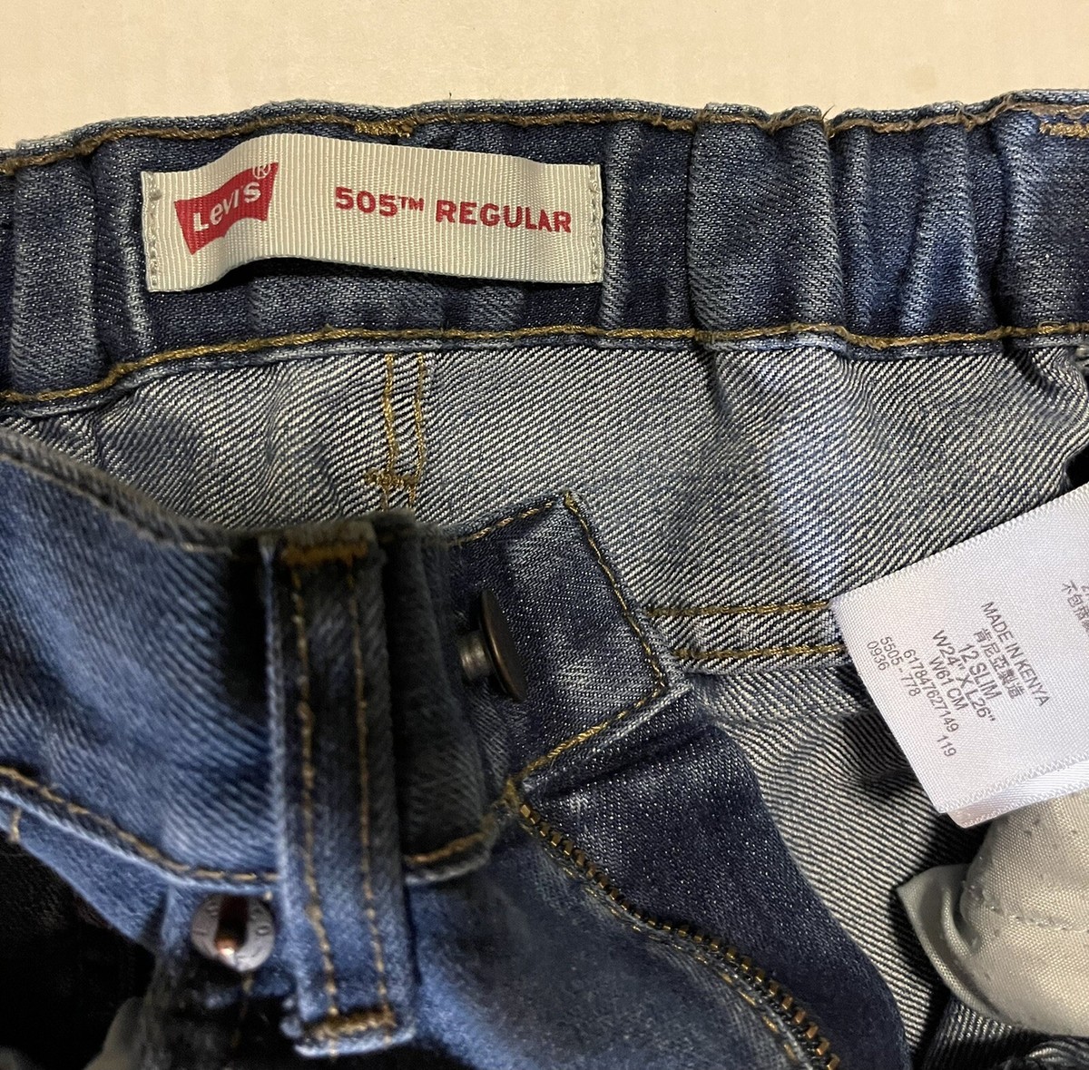 Jean Levi's 505 Garçon - Taille 12 Slim (24Wx26L) - Droit - Occasion Très Bon état